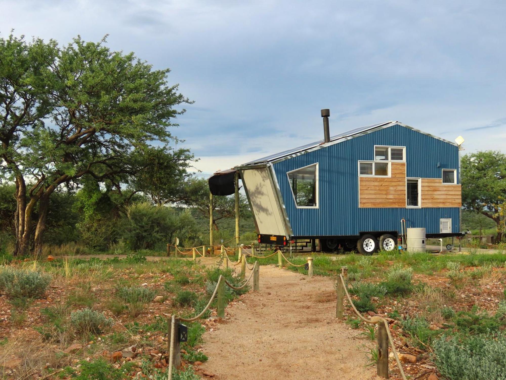 Bellatiny, Tiny House & Gypsy Wagon Lägenhet Ondekaremba Exteriör bild